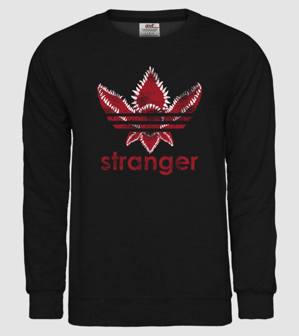 stranger things logo model negru pe tricou