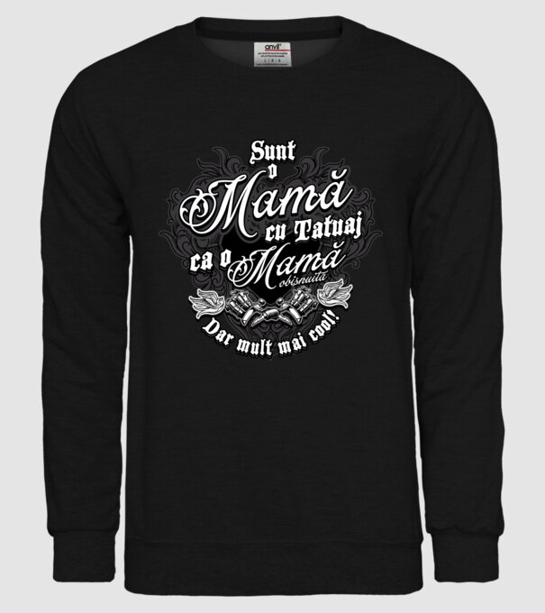 Sunt o mama cu tatuaj, ca o mama obișnuit, dar mult mai cool model negru pe tricou