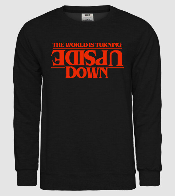 the world is turning upside down model negru pe tricou