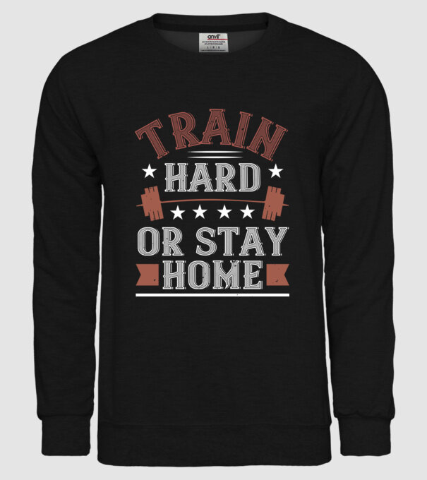 Train Hard model negru pe tricou