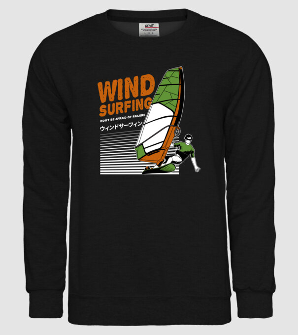 Wind Surf model negru pe tricou