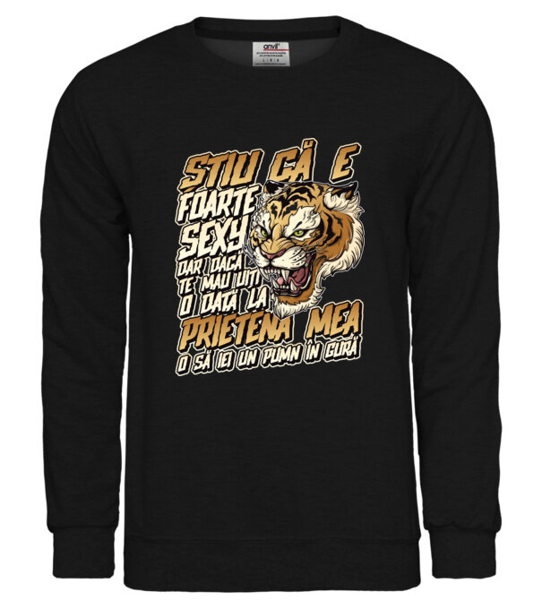  model  pe tricou