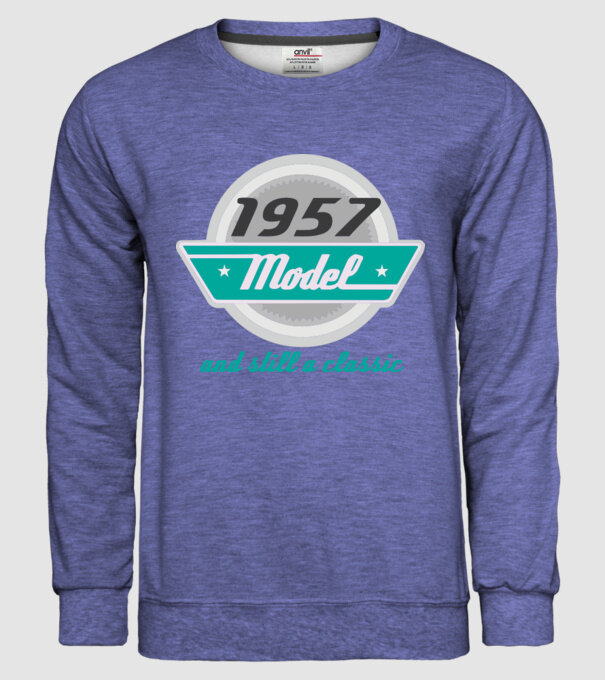 Model and still a classic - 1957 model albastru jeanși pe tricou