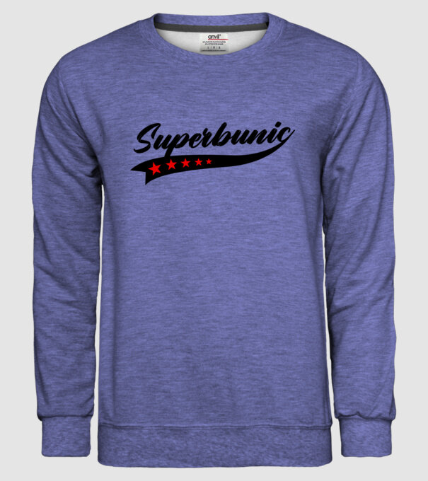 superbunic model albastru jeanși pe tricou