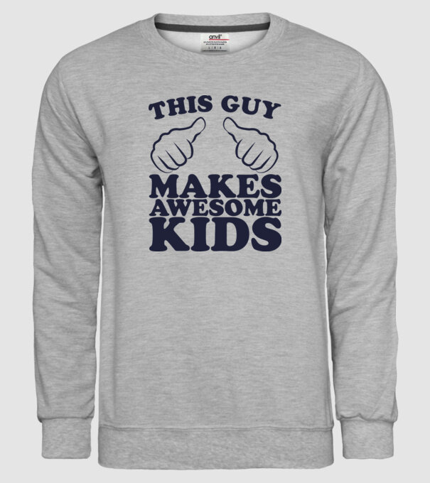 this guy makes awesome kids model gri pe tricou