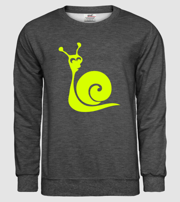 Snail model gri închis pe tricou