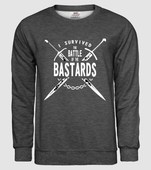 I survived the battle of the bastards model gri închis pe tricou