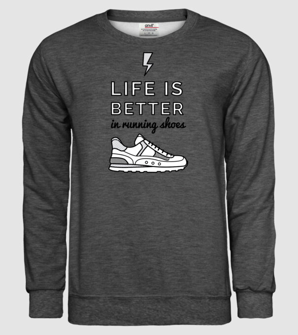 Life is better running shoes model gri închis pe tricou