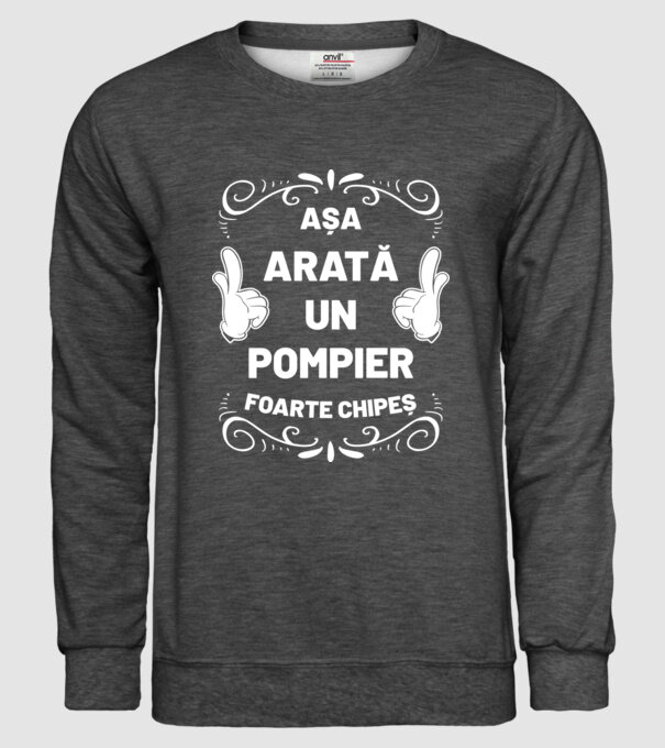 Așa arată un pompier foarte chipeș model gri închis pe tricou