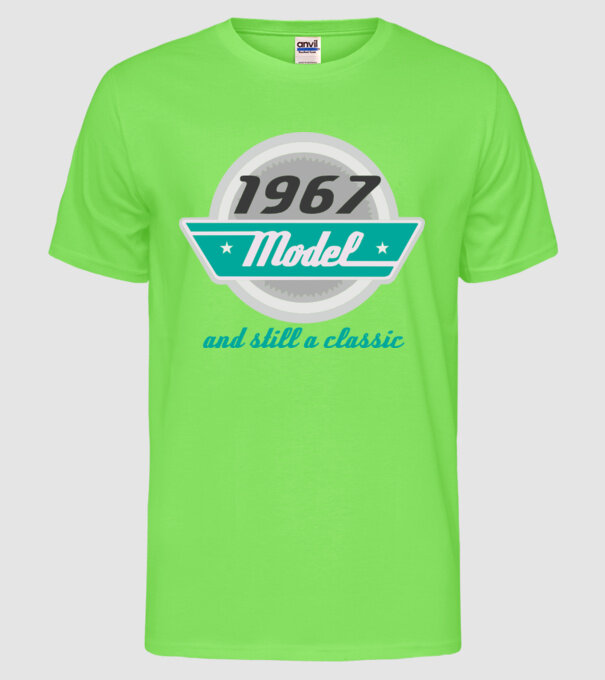 Model and still a classic - 1967 model verde neon pe tricou
