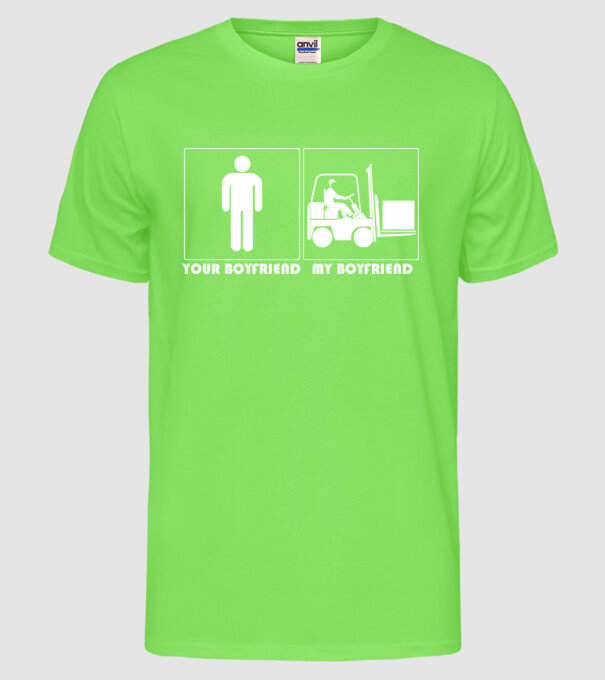 Your BYFRND MBYFRND model verde neon pe tricou