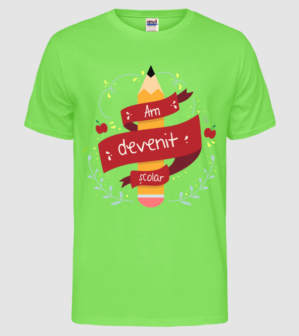 Am devenit școlar model verde neon pe tricou