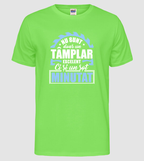 Nu sunt doar un tâmplar excelent, ci și un soț minunat! model verde neon pe tricou
