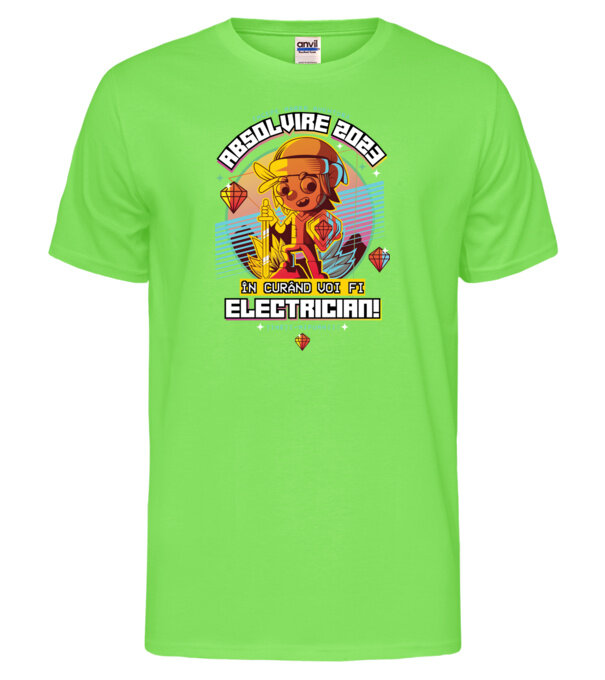  model  pe tricou