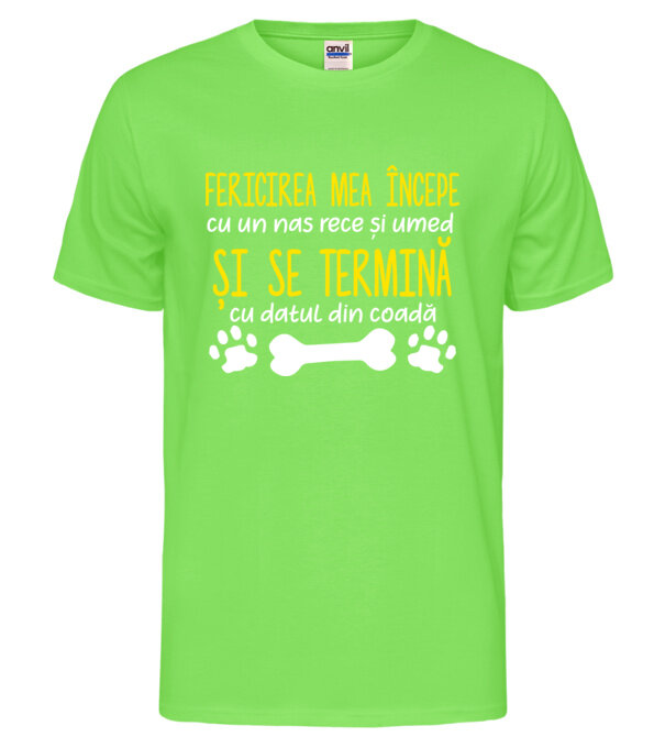 model  pe tricou