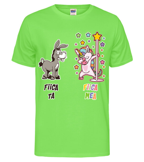  model  pe tricou