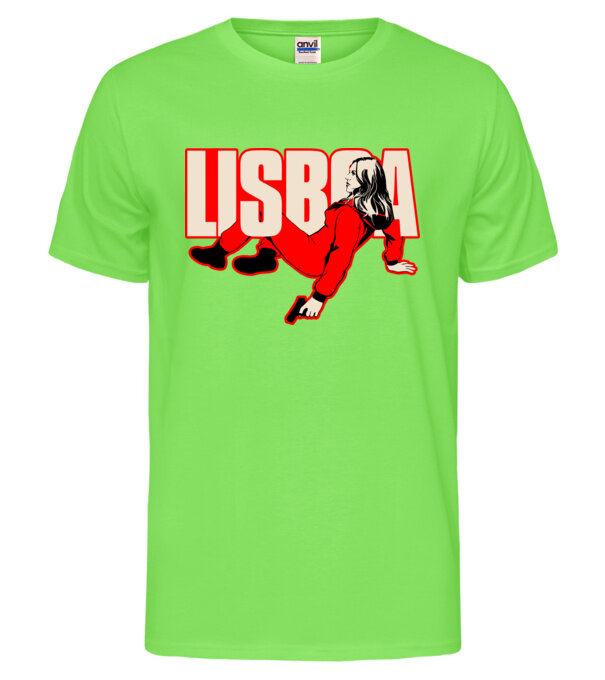  model  pe tricou