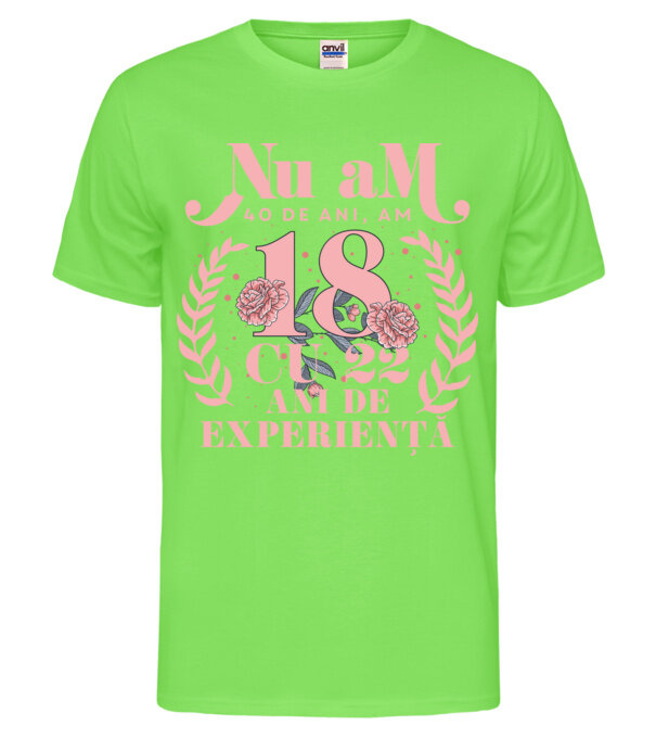  model  pe tricou