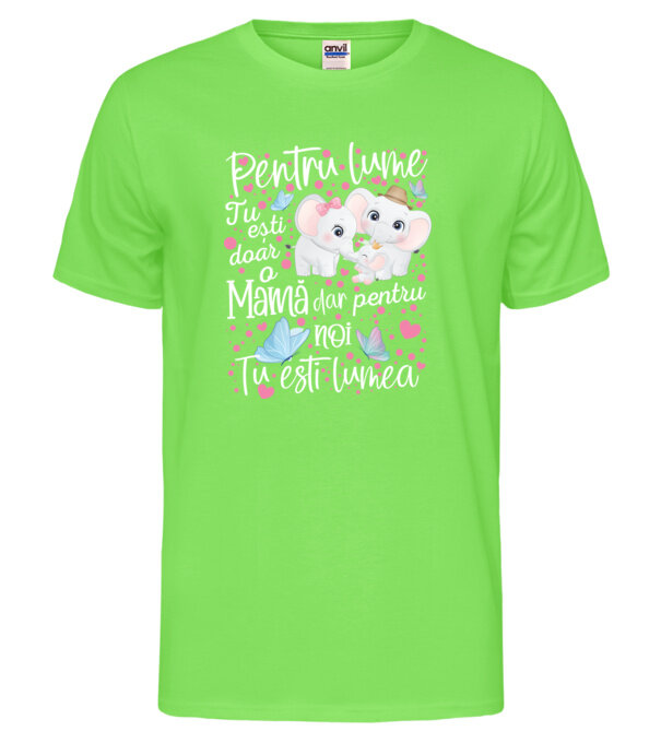  model  pe tricou