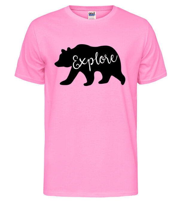 model  pe tricou