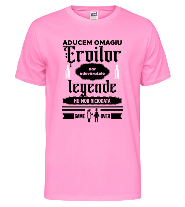  model  pe tricou