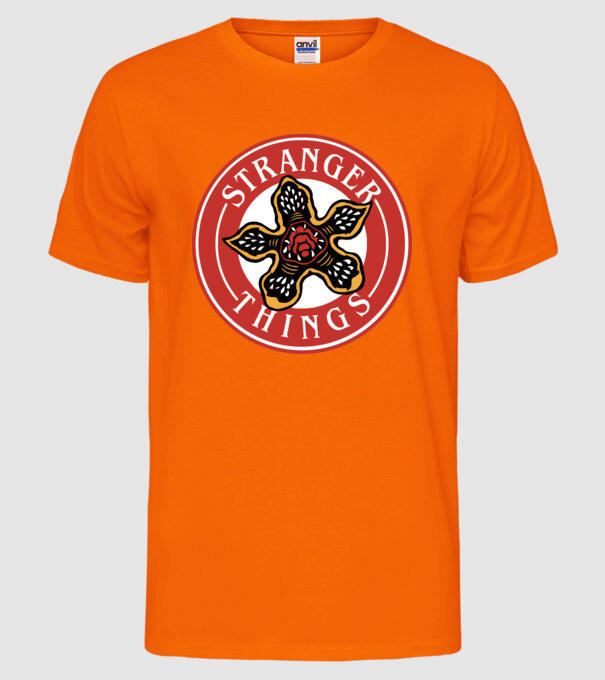 stranger things logo bucks model portocaliu neon pe tricou
