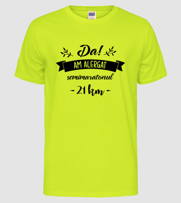 Da, am alergat semimaratonul - 21 km model galben neon pe tricou