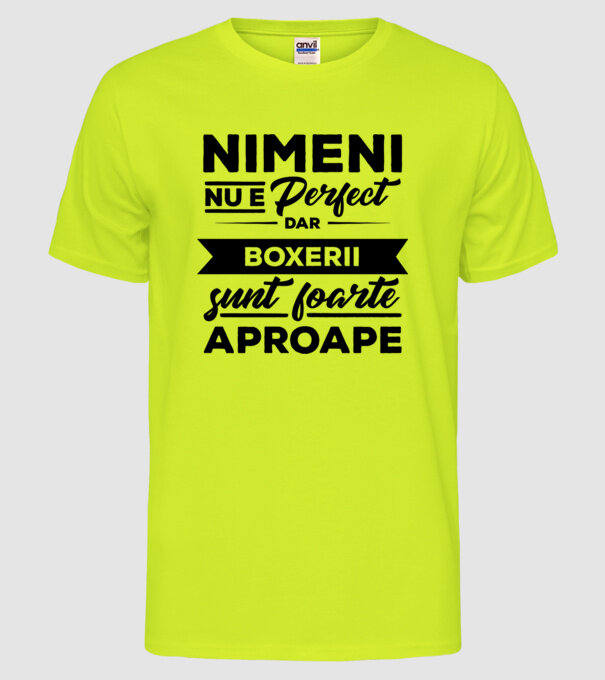nimeni nu e perfect, dar boxerii sunt foarte aproape model galben neon pe tricou