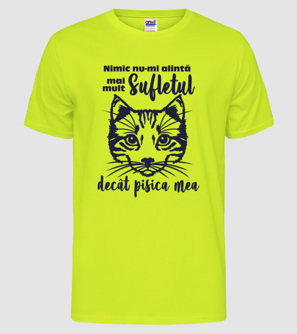 Nimic nu-mi alintă mai mult sufletul decât pisica mea model galben neon pe tricou