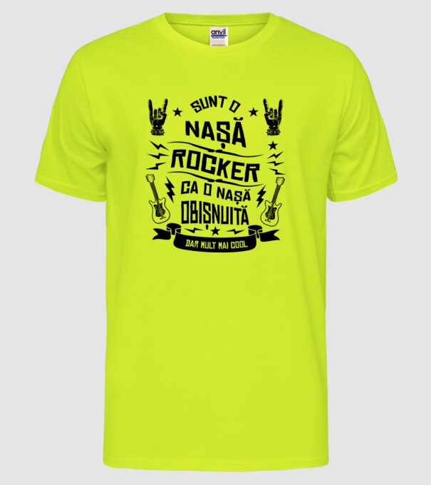 Sunt o nașă rocker, ca o nașă obișnuită, dar mult mai cool model galben neon pe tricou