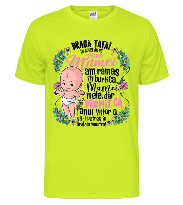  model  pe tricou