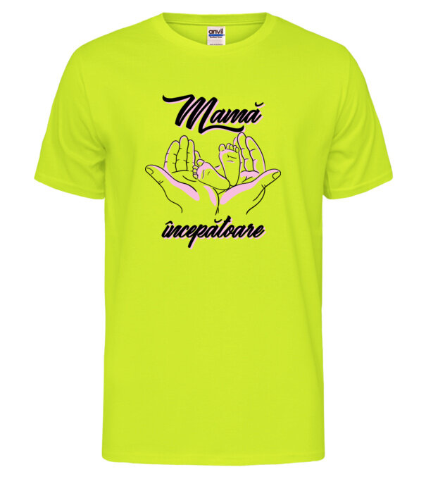 model  pe tricou