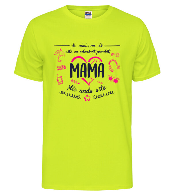  model  pe tricou