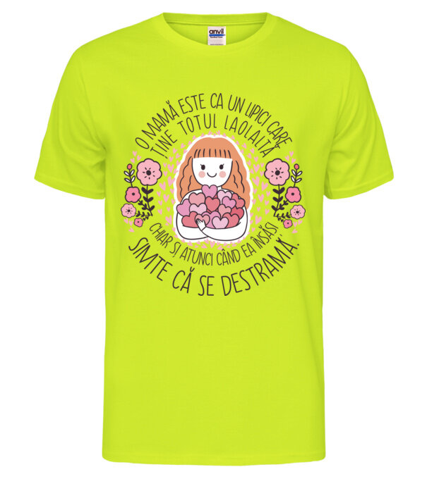  model  pe tricou