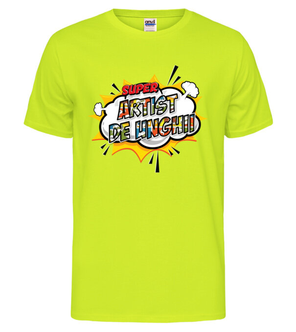  model  pe tricou
