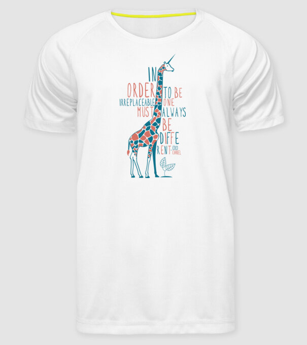 Giraffe model alb pe tricou