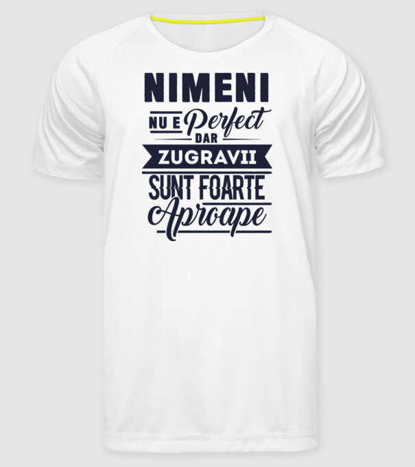 Nimeni nu e perfect, dar zugravii sunt foarte aproape model alb pe tricou