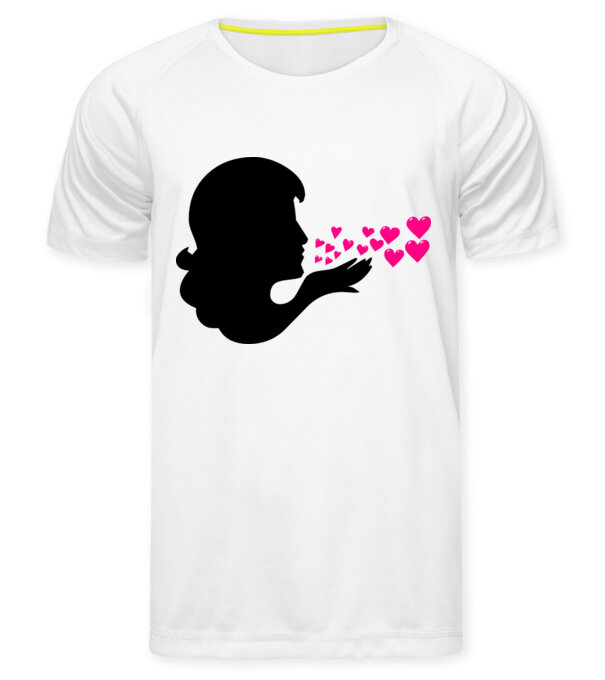  model  pe tricou