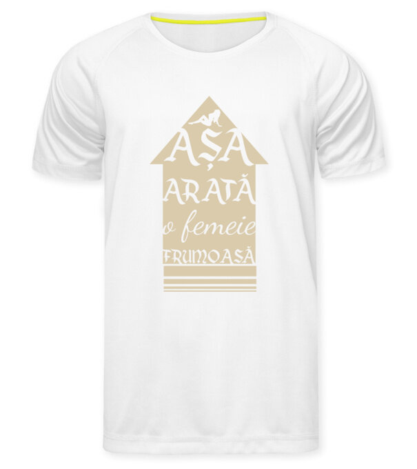  model  pe tricou