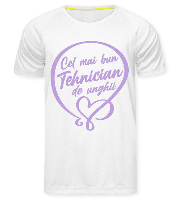  model  pe tricou