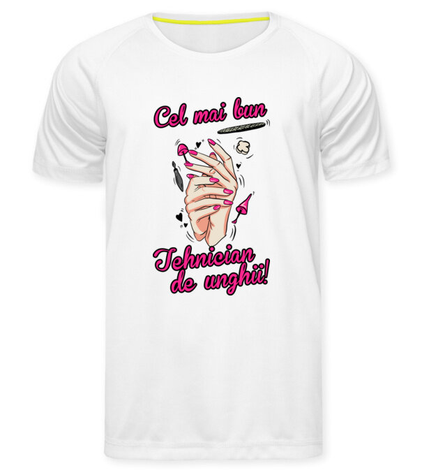  model  pe tricou