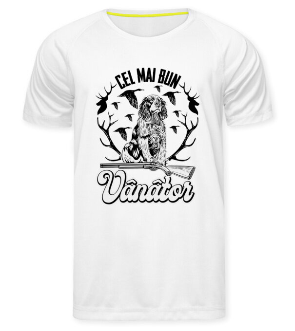  model  pe tricou