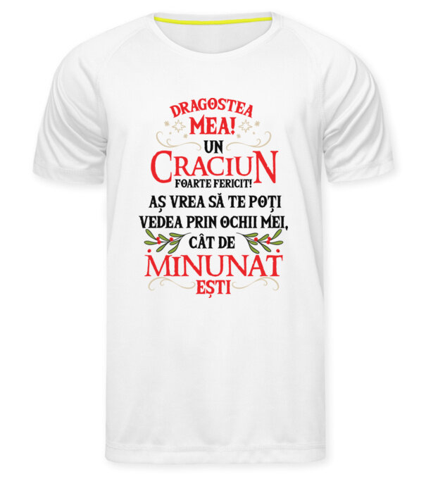  model  pe tricou