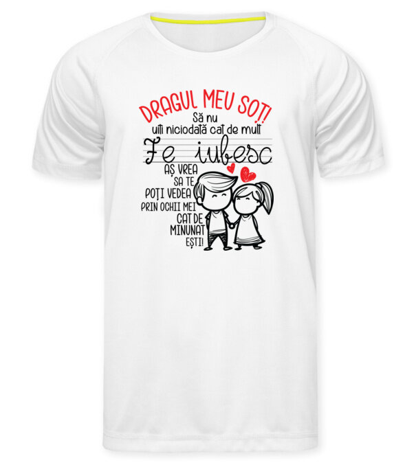  model  pe tricou