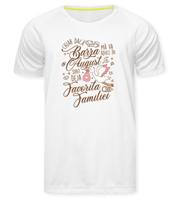  model  pe tricou