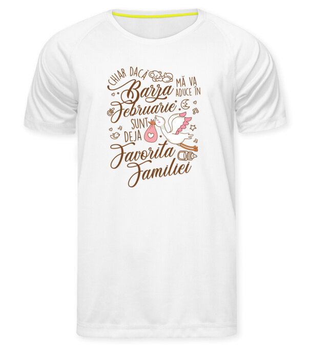  model  pe tricou