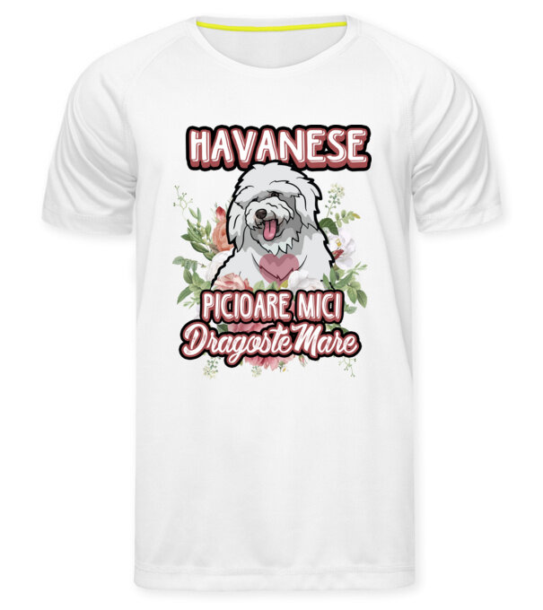  model  pe tricou