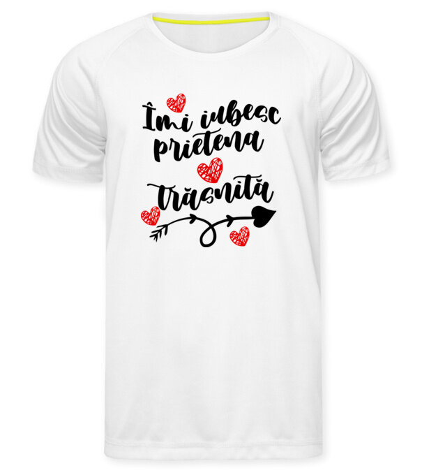  model  pe tricou
