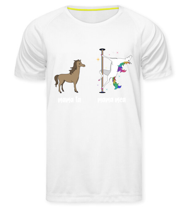  model  pe tricou