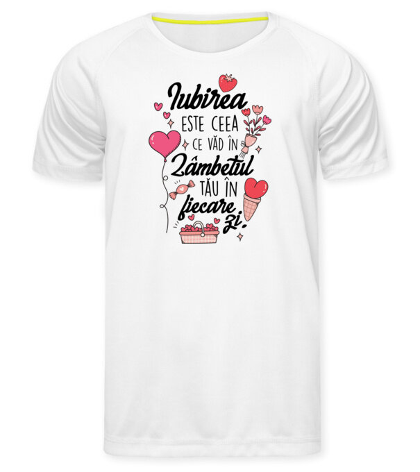  model  pe tricou